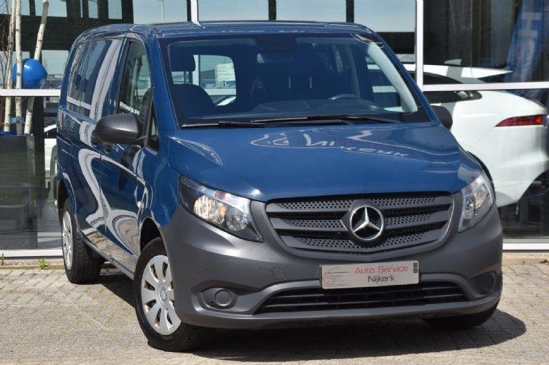 Mercedes-Benz Vito 109 CDI | 1e Eigenaar | NAP | Airco | Cru, Auto's, Euro 5, Stof, Gebruikt, Zwart