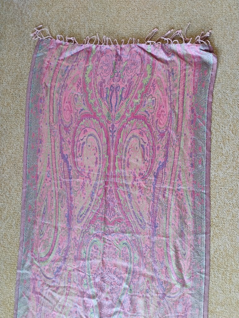 Nieuwe, zijden sjaal uit India merk Shingora pastel tinten, Maat 38/40 (M), Nieuw, Shingora, Ophalen of Verzenden