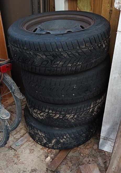 Vredestein winterbanden met stalen velgen, Ophalen, 16 inch, Banden en Velgen, Winterbanden