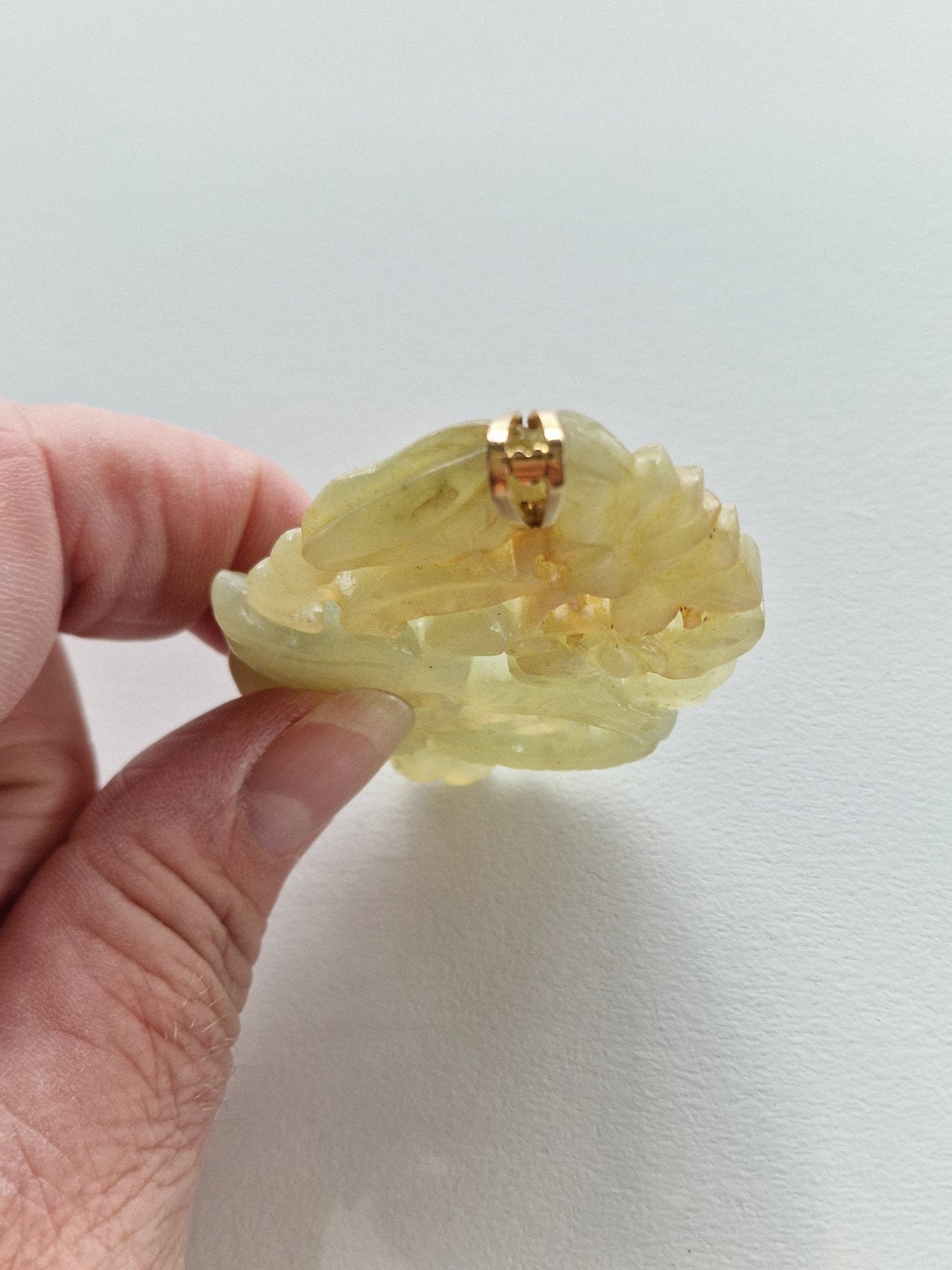 Chinese hanger van Jade met goud., Ophalen of Verzenden, Gebruikt, Groen, Steen of Mineraal