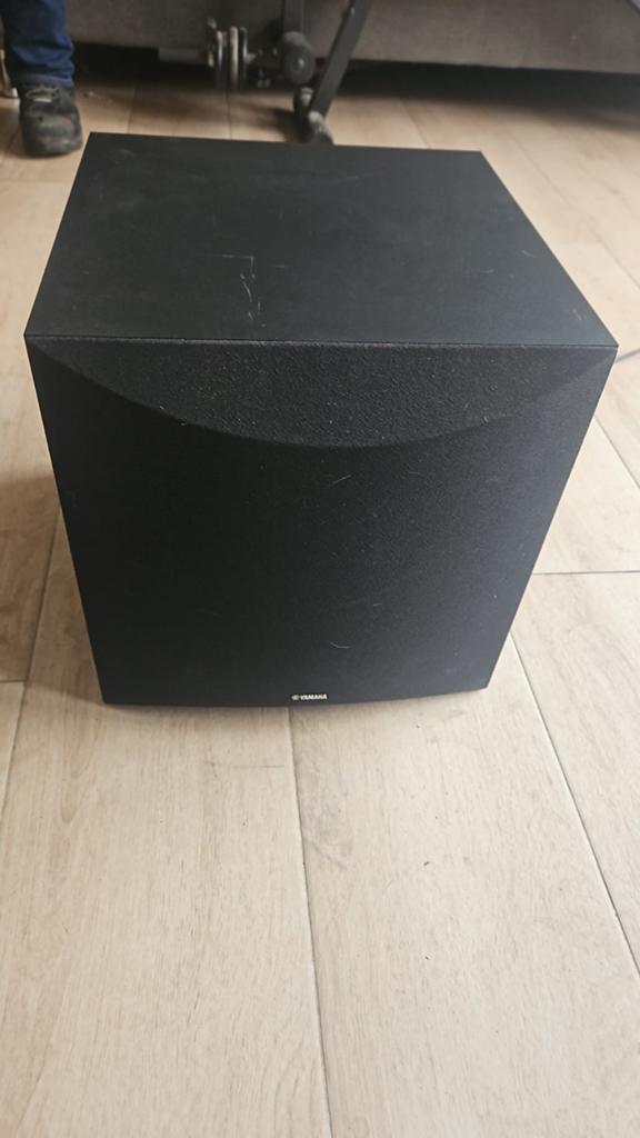 Yamaha NS-SW100 Subwoofer - Krachtige Bass, Ophalen, Gebruikt, Minder dan 60 watt, Subwoofer