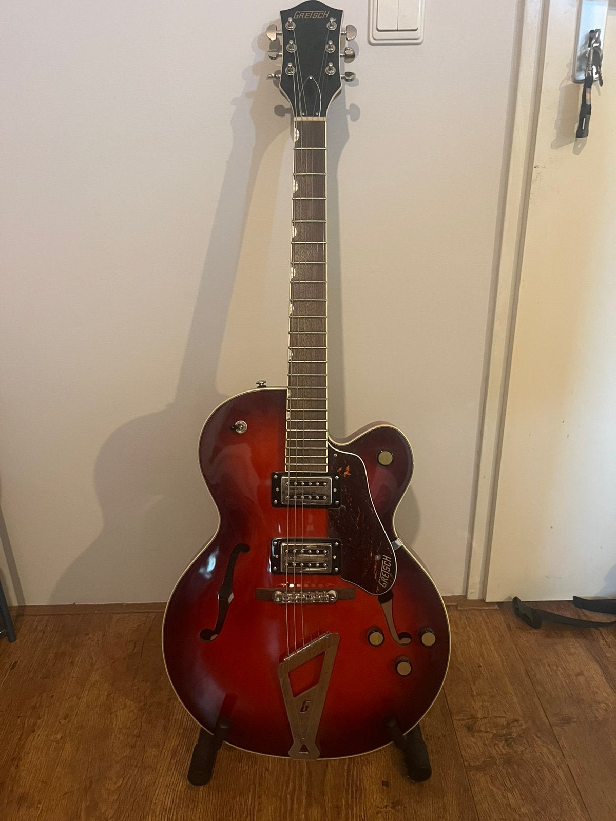 Gretsh, LAG Tramontane, Yamaha gitaren, Ophalen, Zo goed als nieuw, Solid body, Overige merken