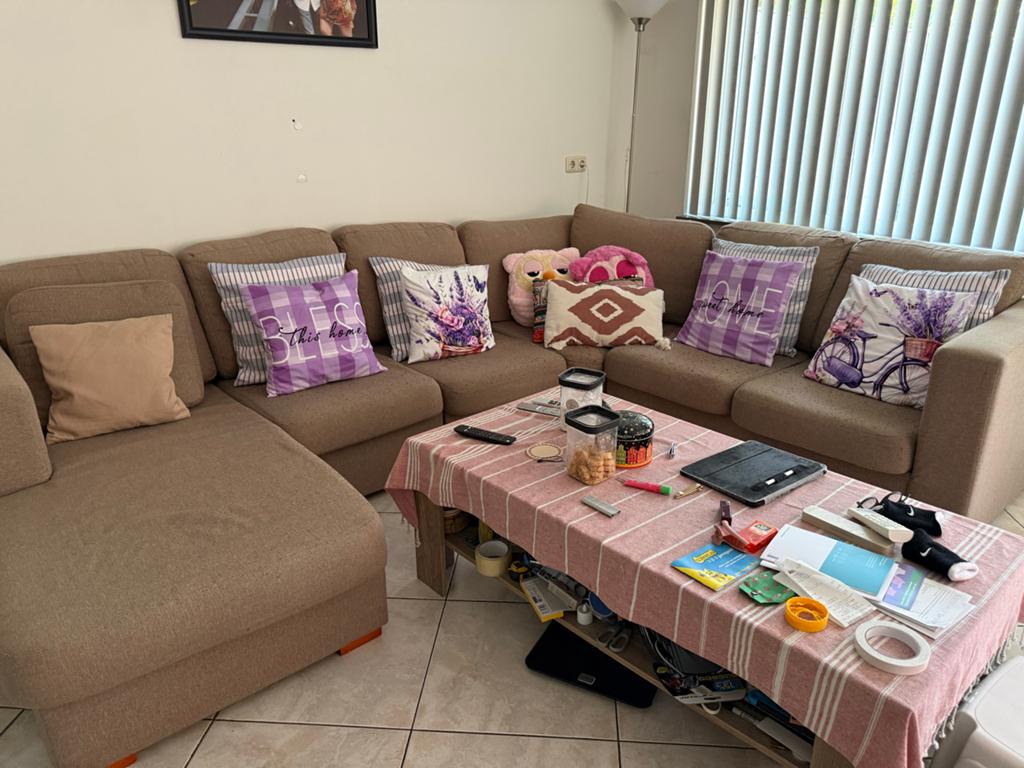 Comfortabele hoekbank met chaise longue, Huis en Inrichting, Banken | Bankstellen, Ophalen, 250 tot 300 cm, Gebruikt, 100 tot 125 cm