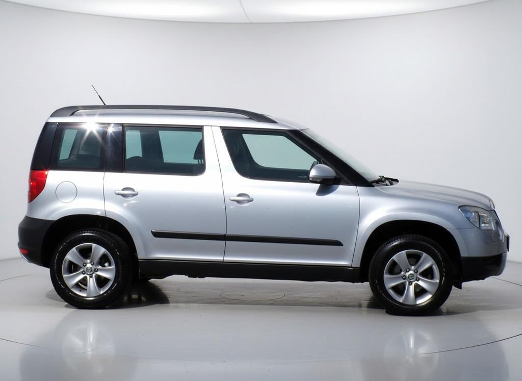 Skoda Yeti 1.2 TSI Ambition Clima/Cruise/Trekhaak!, Auto's, Euro 5, Stof, Gebruikt, 4 cilinders