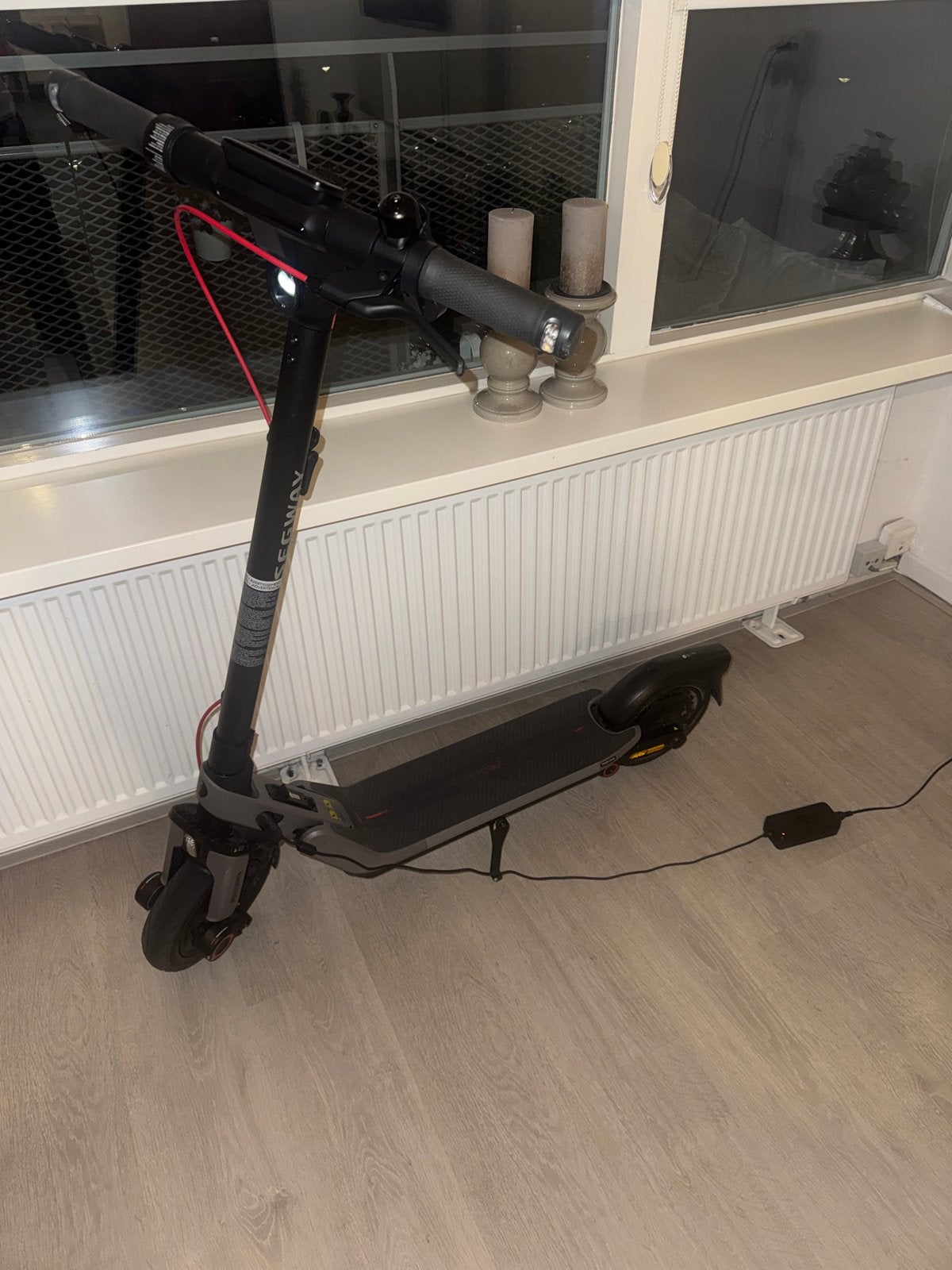 Segway Ninebot E-step - Zo goed als nieuw, Fietsen en Brommers, Steps, Ophalen of Verzenden, Zo goed als nieuw, Elektrische step (E-scooter)