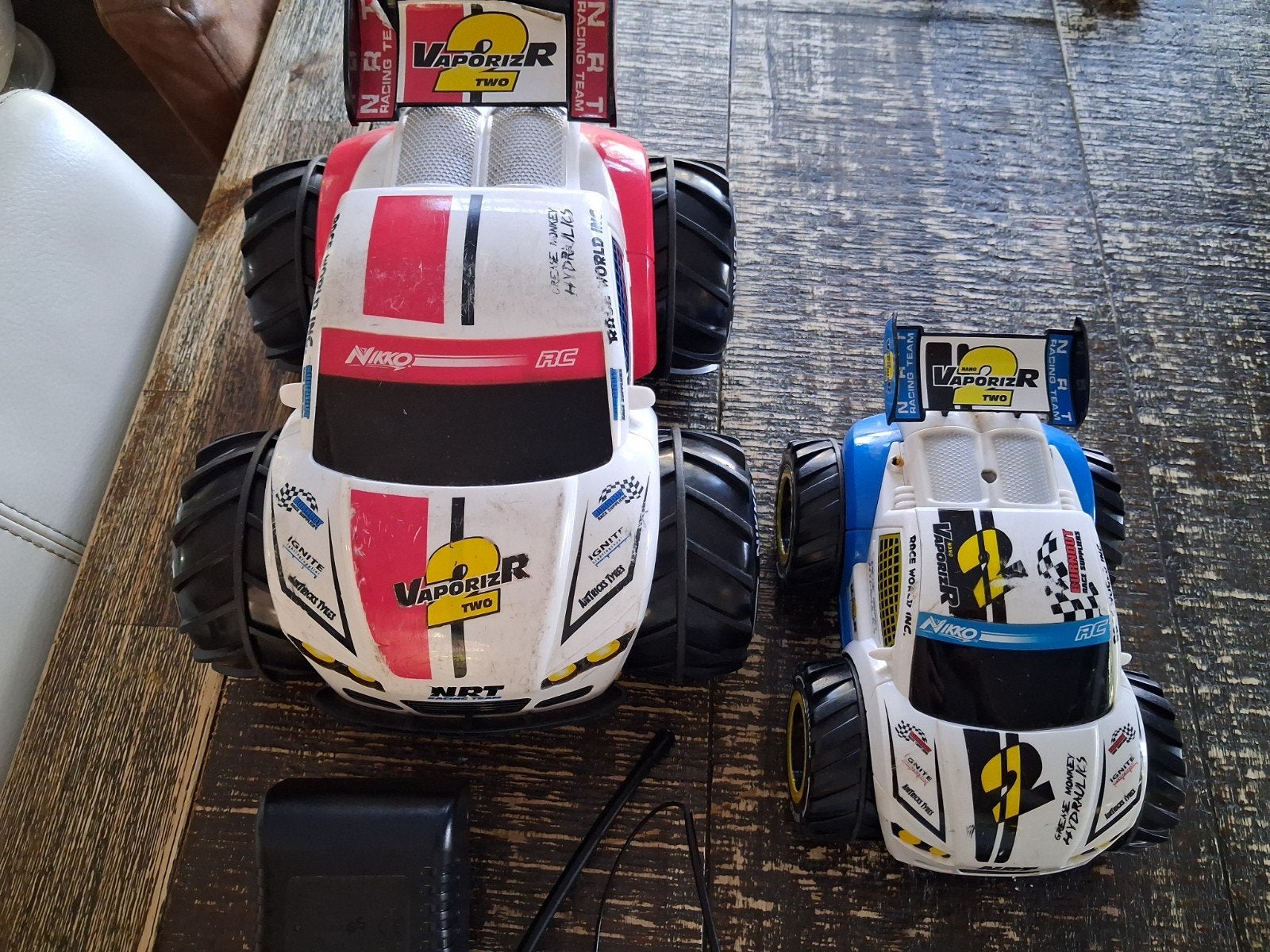 Nikko VaporizR 2 RC auto's (set van 2), Elektro, Gebruikt, Auto offroad, Ophalen of Verzenden