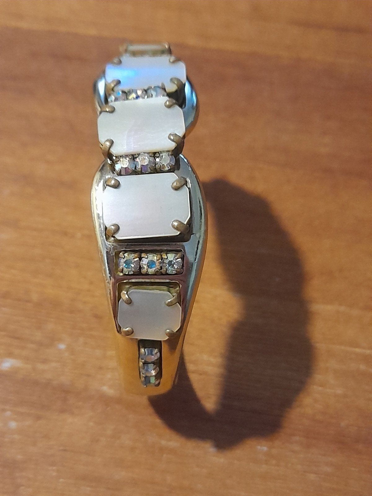 Vintage Armband met Parelmoer en Rijnstenen - Goede Staat, Ophalen of Verzenden