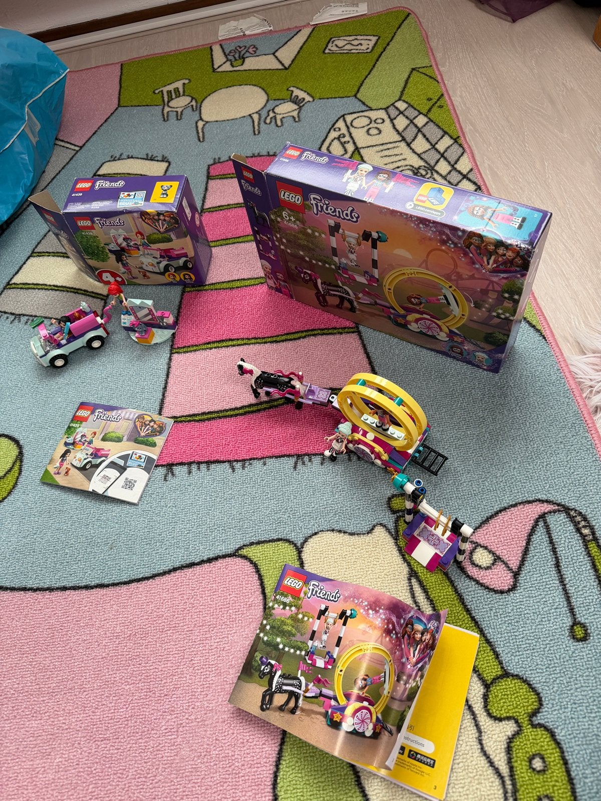 Twee sets lego friends, Ophalen of Verzenden, Zo goed als nieuw