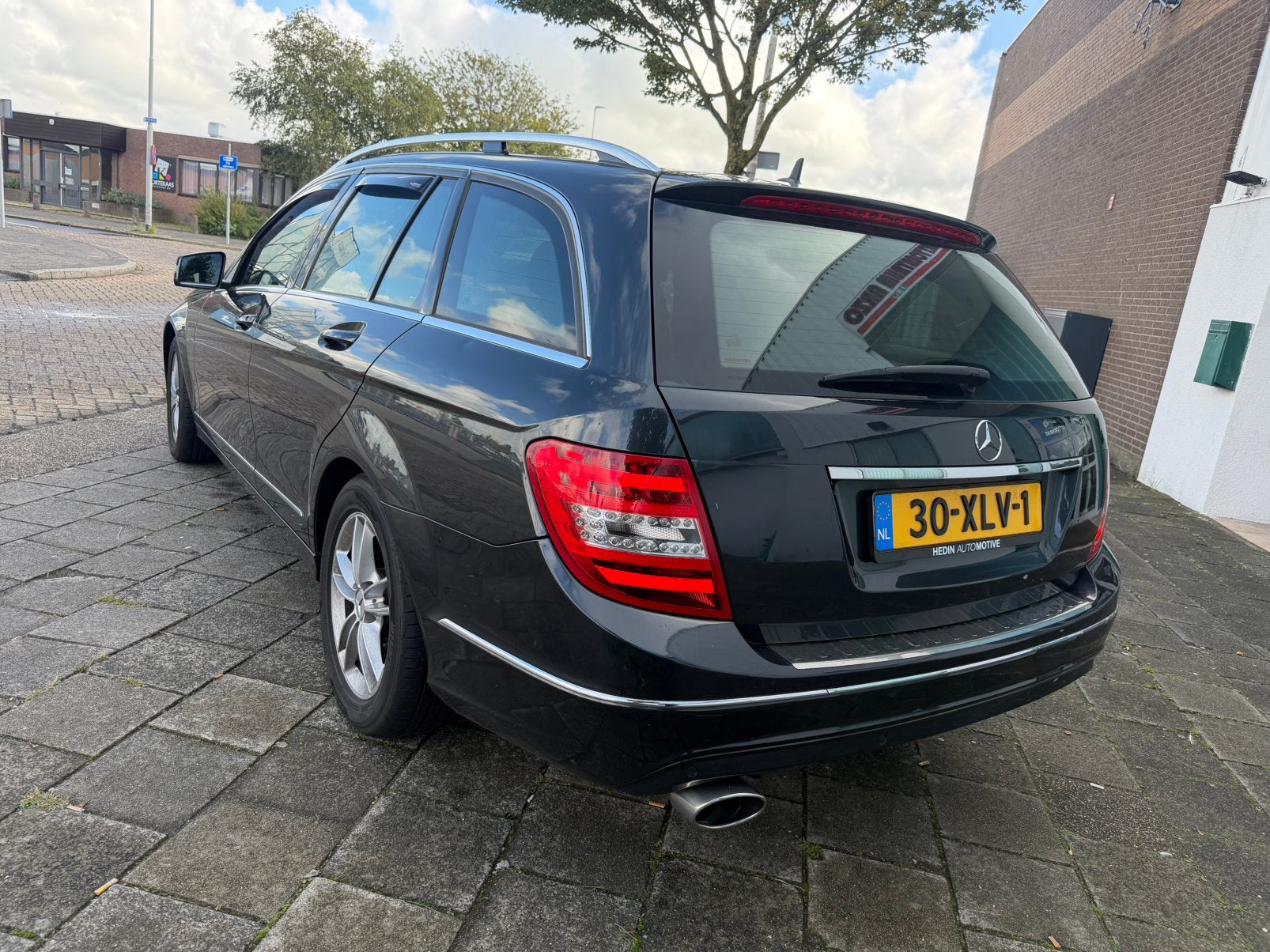 Foto 5 van Mercedes-Benz C-Klasse 1.6 C180 Kompr. Estate 2012 Zwart