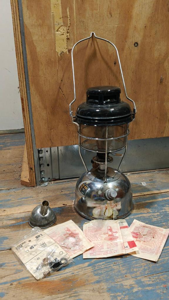 Vintage Tilley Benzine Lamp met reserveonderdelen, Ophalen of Verzenden