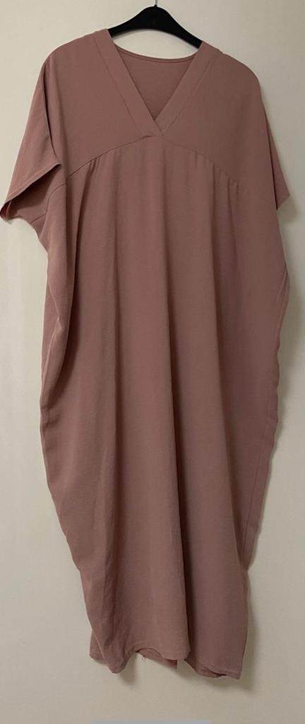 Roze Kaftan Jurk - Comfortabel en Stijlvol, Ophalen of Verzenden, Zo goed als nieuw, Roze, Onder de knie