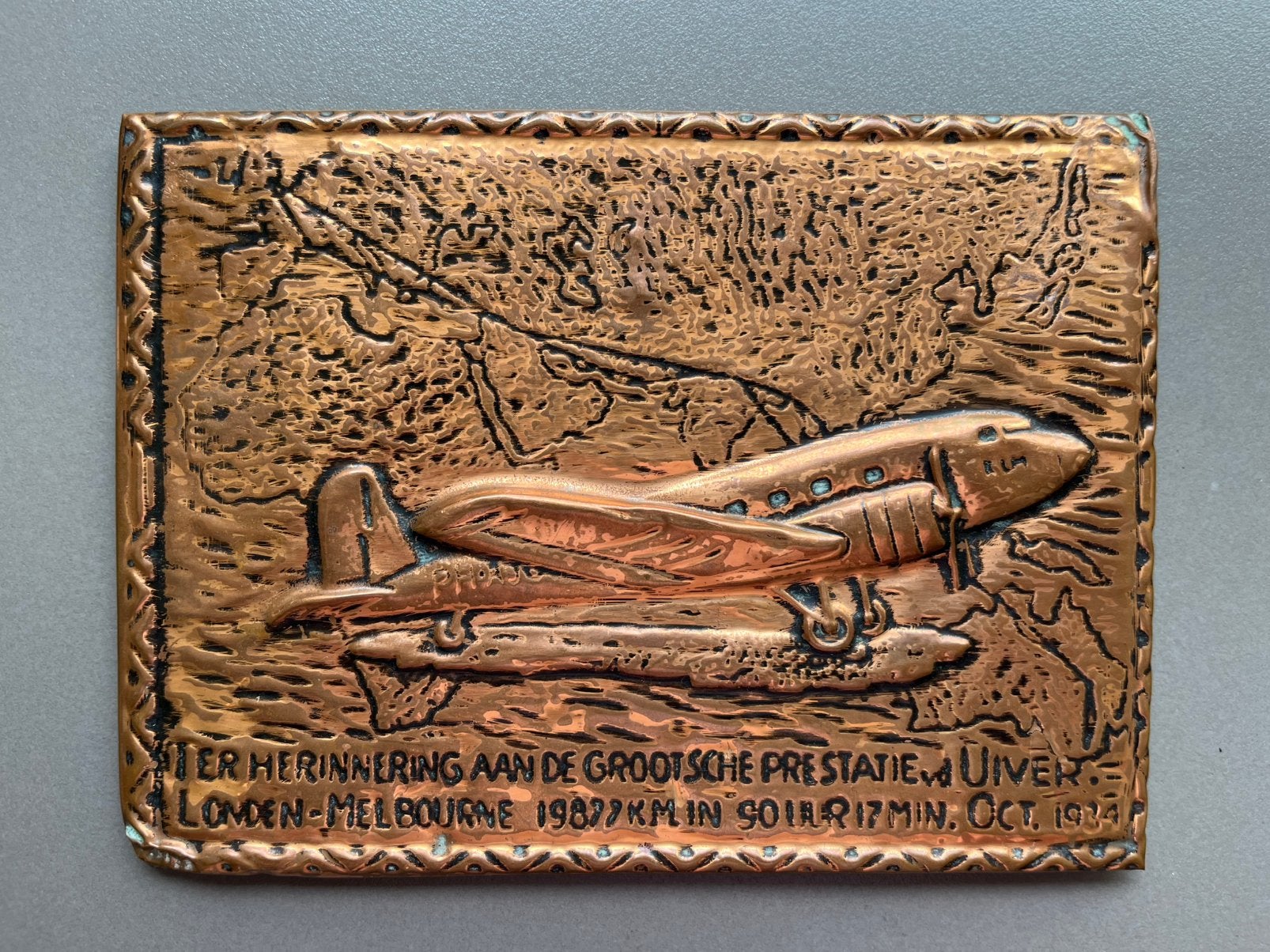Metalen plaatje van de Uiver, bronskleurig, Ophalen of Verzenden, Zo goed als nieuw, Kaart, Foto of Prent