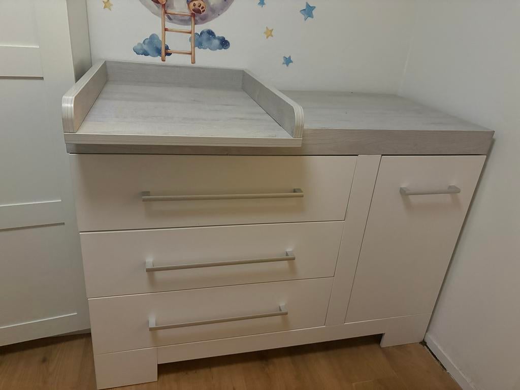 Commode met lades en kastje - Wit/Houtlook, Ophalen, 50 tot 70 cm, Opstaande rand, 100 cm of meer