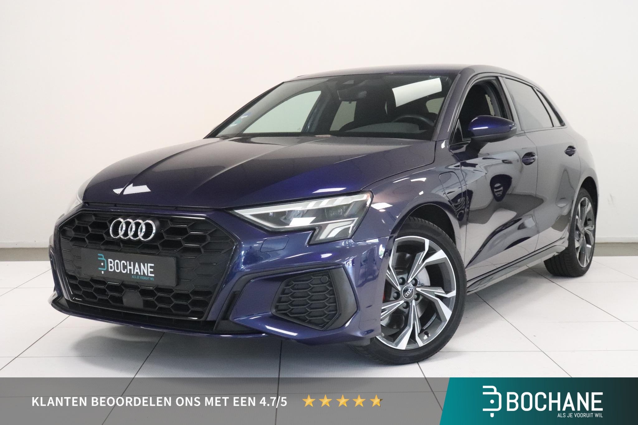 Audi A3 Sportback 45 TFSI e S edition Competition | Parkeers