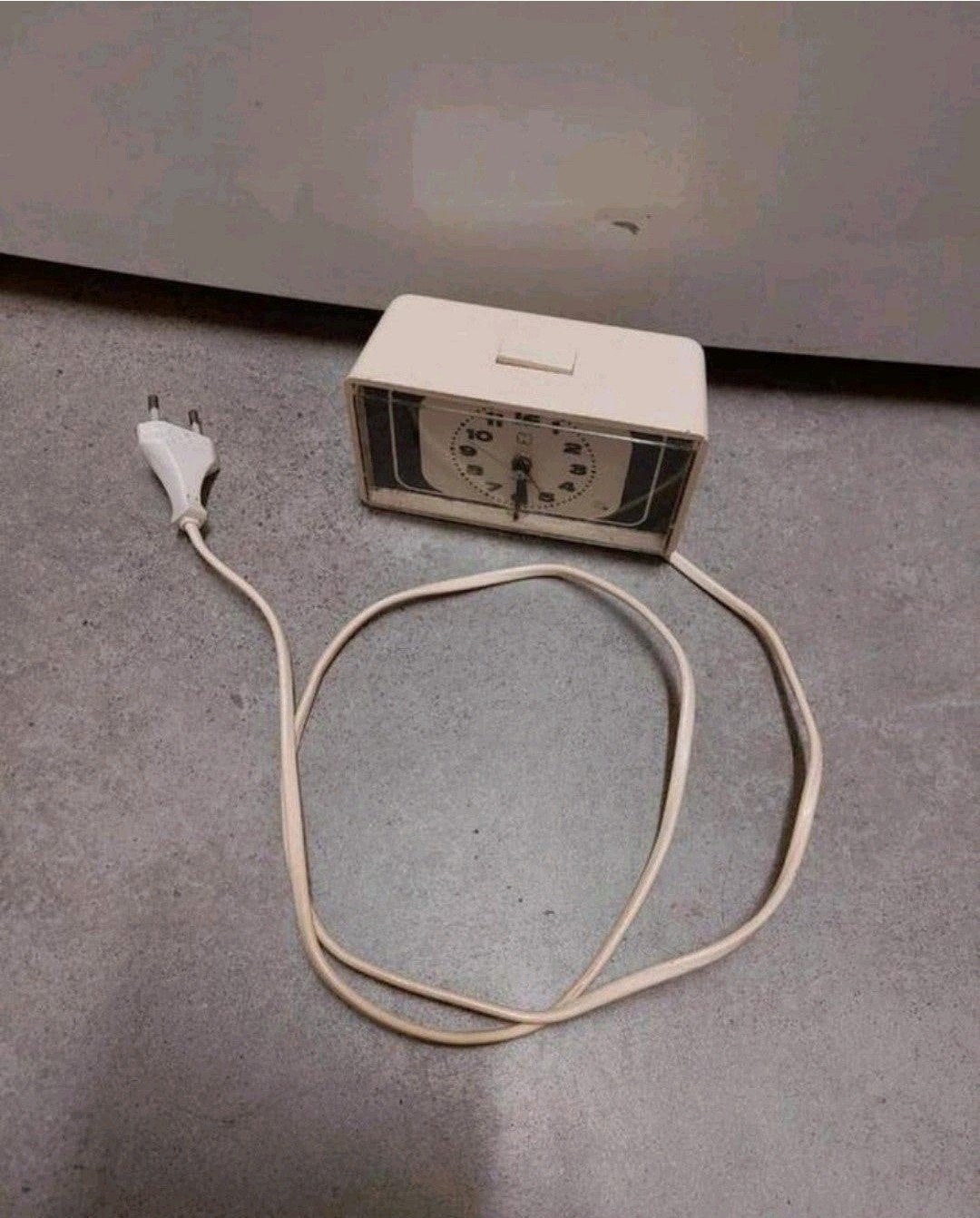 VINTAGE 69 - Hema - Model EK 123 - Space Age - Wekker, Gebruikt, Analoog, Ophalen of Verzenden, Retro