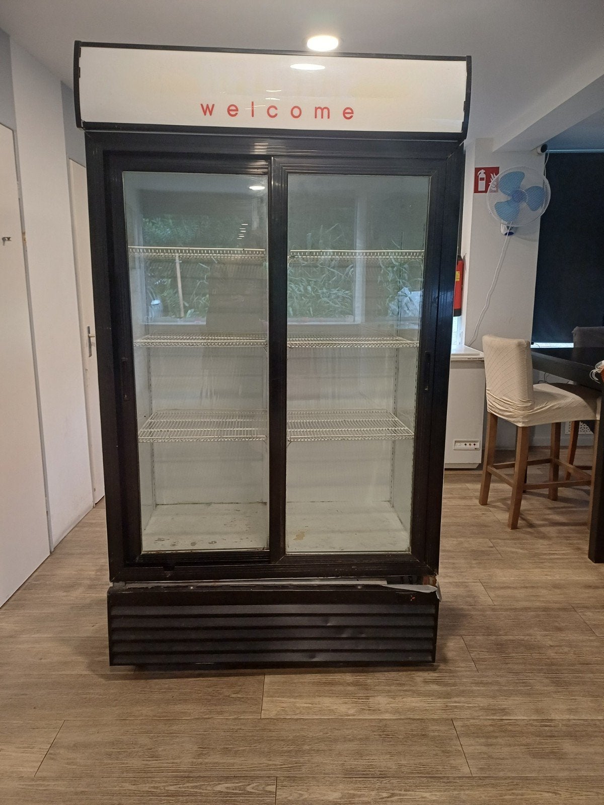 Grote koelkast met glazen deuren - Ideaal voor horeca, 200 liter of meer, 60 cm of meer, Zonder vriesvak, Gebruikt