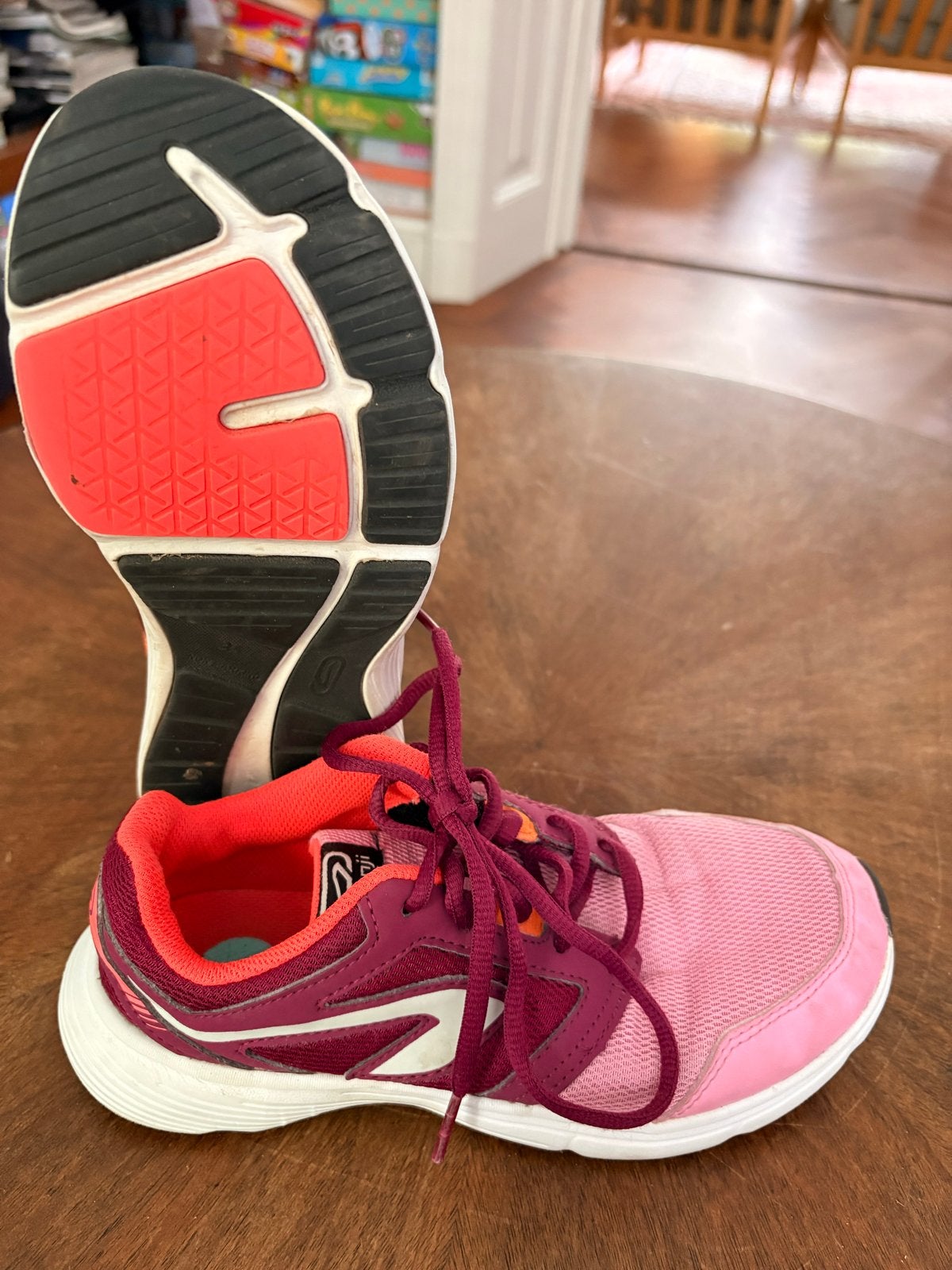 Kalenji sportschoenen kind maat 35 in goede staat, Ophalen, Gebruikt, Jongen of Meisje, Sportschoenen