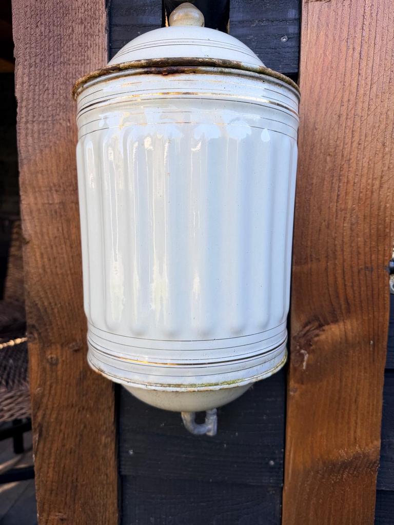 Antieke emaille wasbak met kraan - Vintage wandfontein, Ophalen of Verzenden