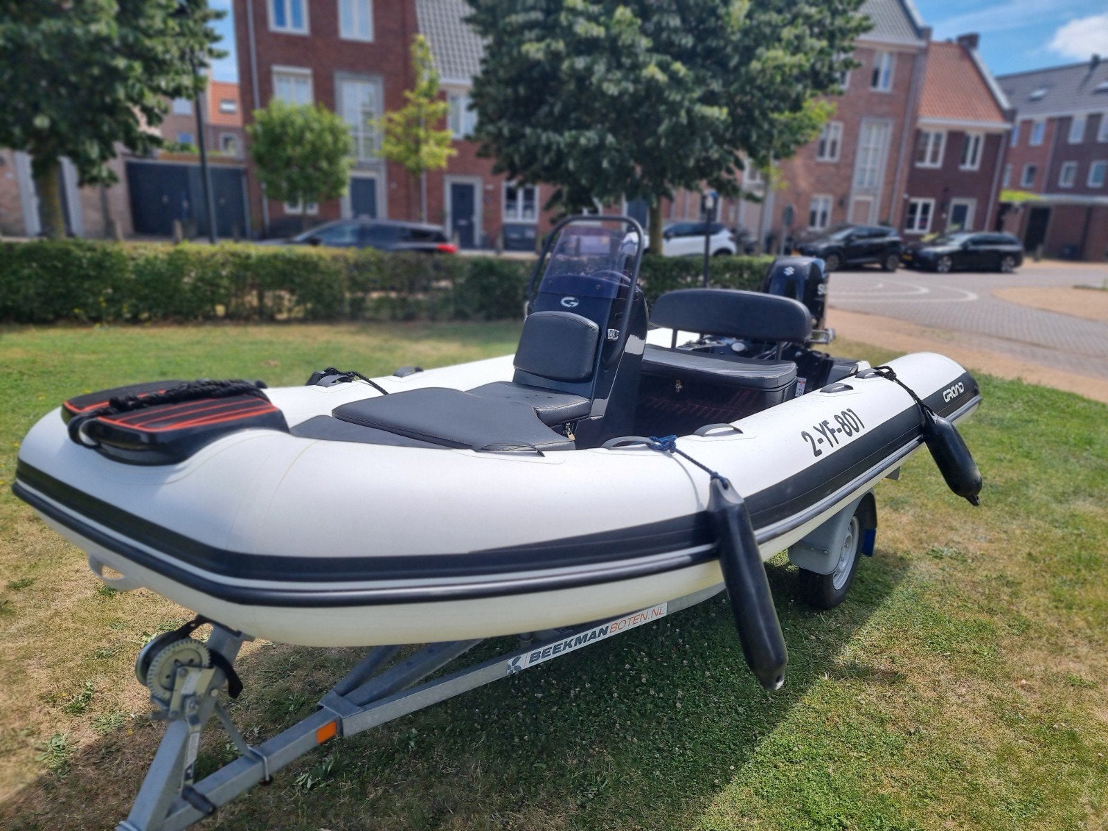 Grand Silver Line 420 de luxe 40pk met trailer bj 2021, Ophalen, Zo goed als nieuw, Overige materialen, Buitenboordmotor