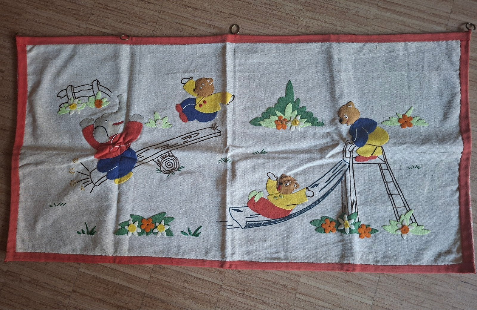 vintage / retro wandkleed babykamer, Kinderen en Baby's, Ophalen of Verzenden, Gebruikt