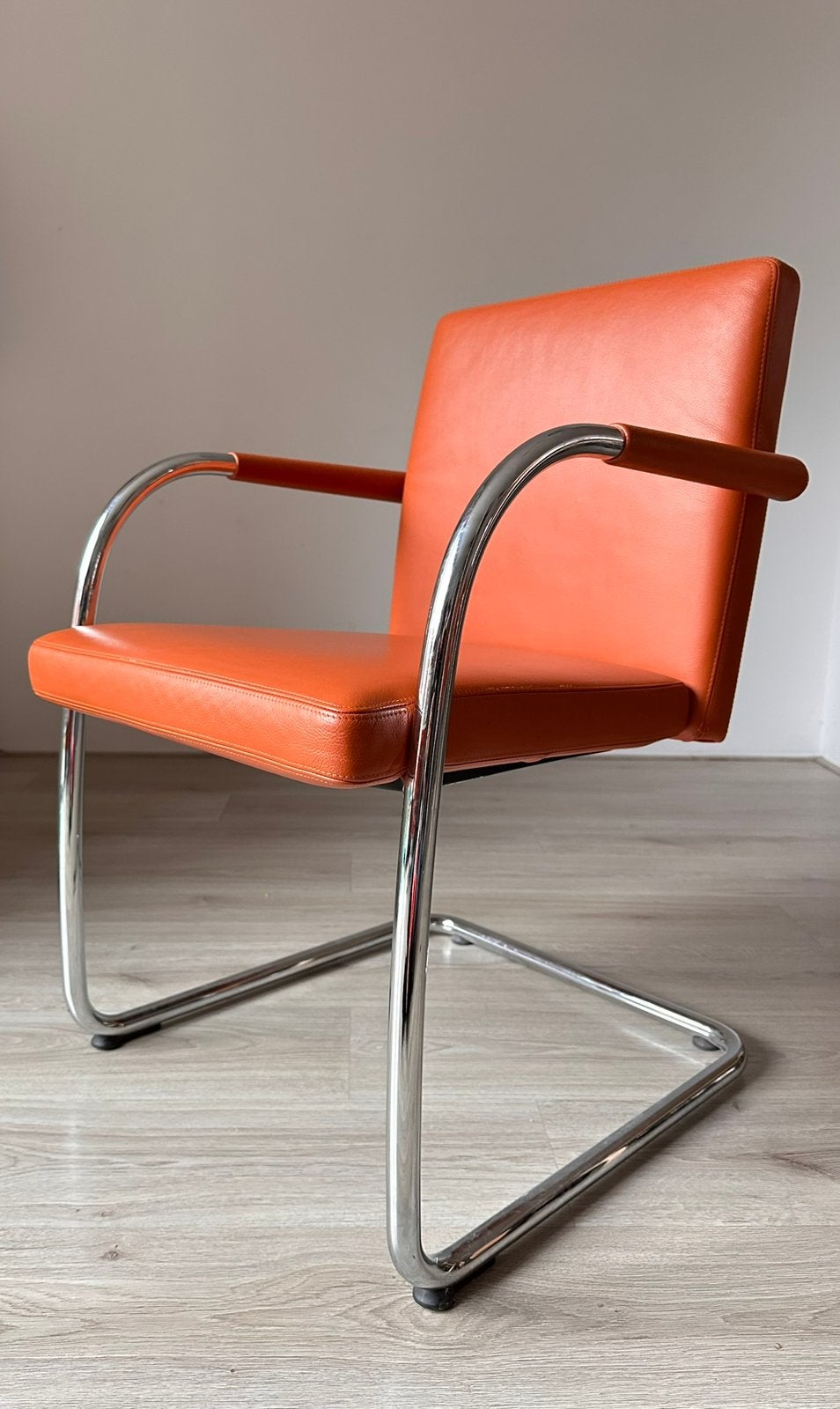 6x Vitra Visasoft design eetkamerstoelen, Ophalen, Zo goed als nieuw, Leer, Vijf, Zes of meer stoelen