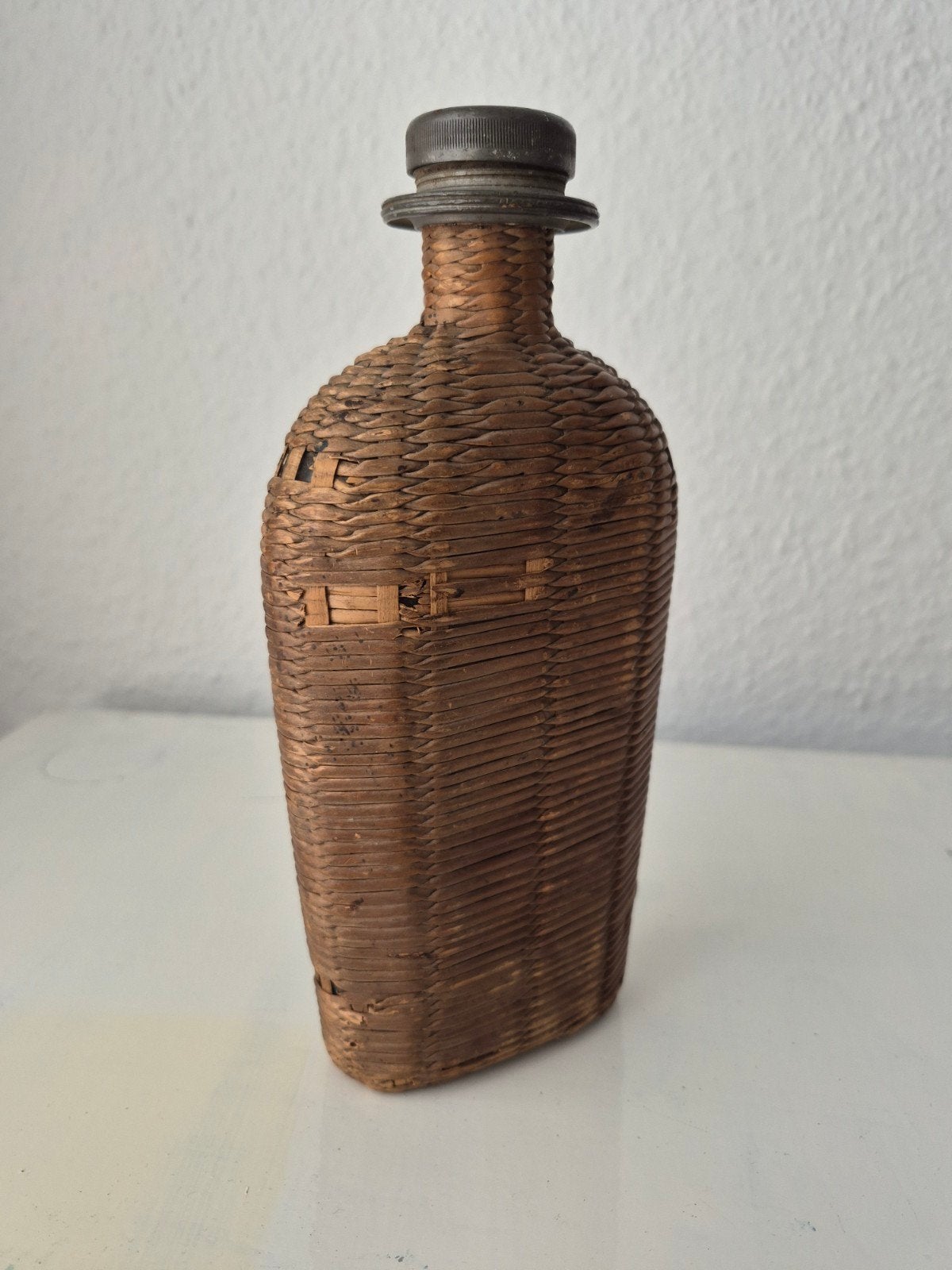 Antieke rieten fles - Decoratieve karaf, Ophalen of Verzenden