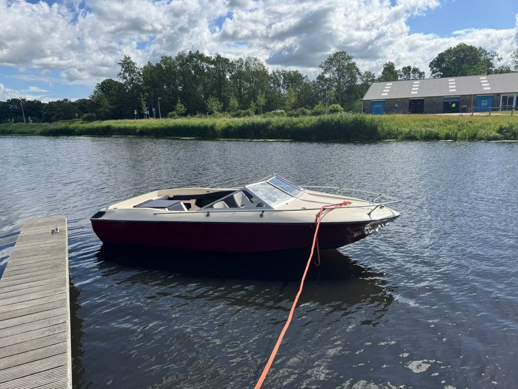 Reinell RV1910 6 cilinder 165 pk incl trailer, Watersport en Boten, Speedboten, Overige merken, Gebruikt, Binnenboordmotor, Tot 1.00 meter