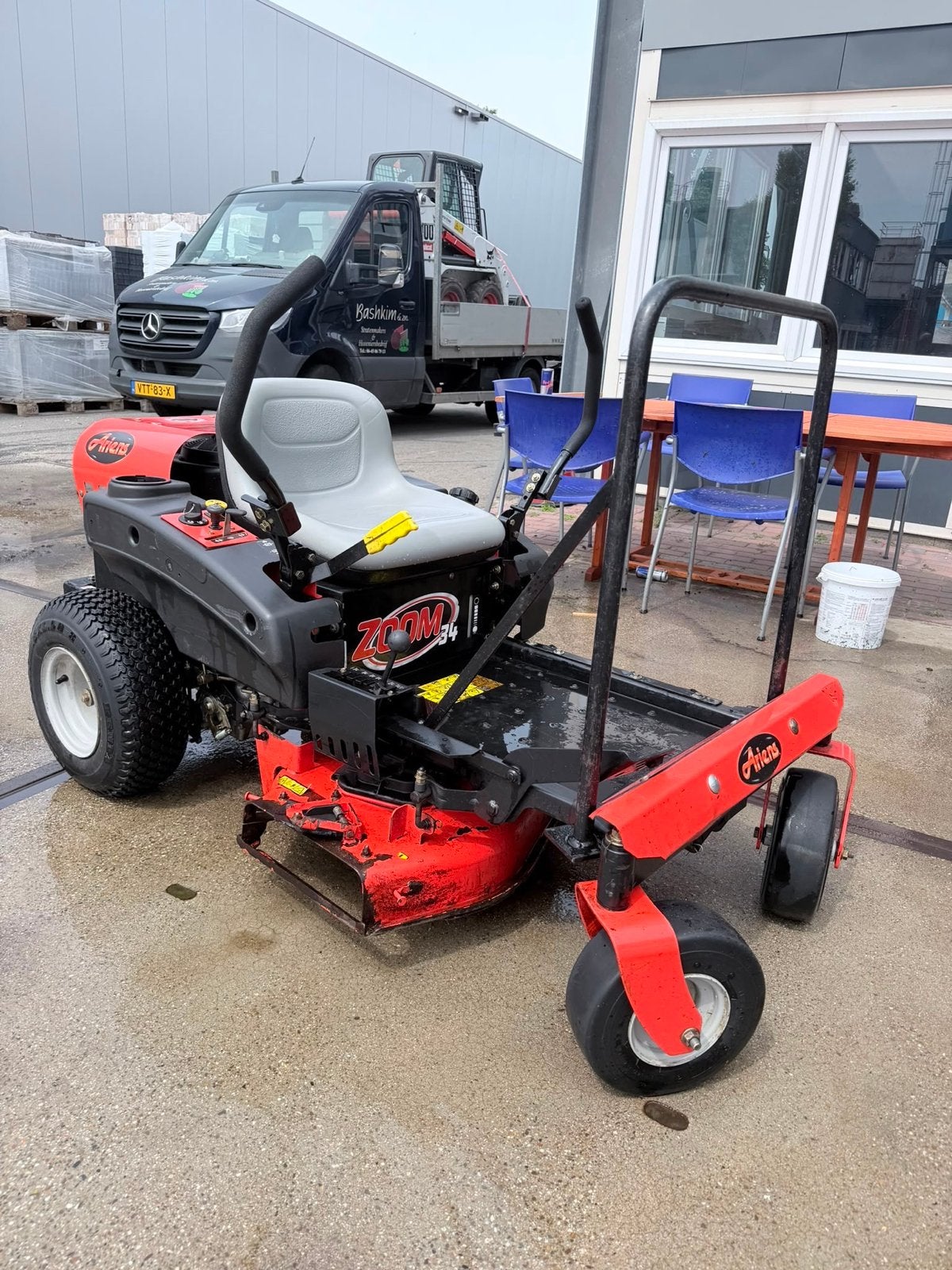 Ariens Zoom 34 Zittende Grasmaaier - Krachtig en Efficiënt, Ophalen, Cirkelmaaier, Gebruikt, Elektrische starter