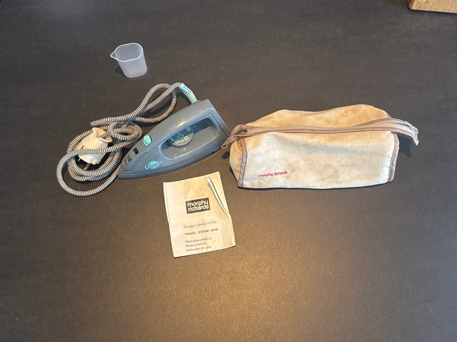 Morphy Richards Voyager Reisstrijkijzer met Stoomfunctie, Ophalen of Verzenden, Gebruikt, Strijkijzer met snoer
