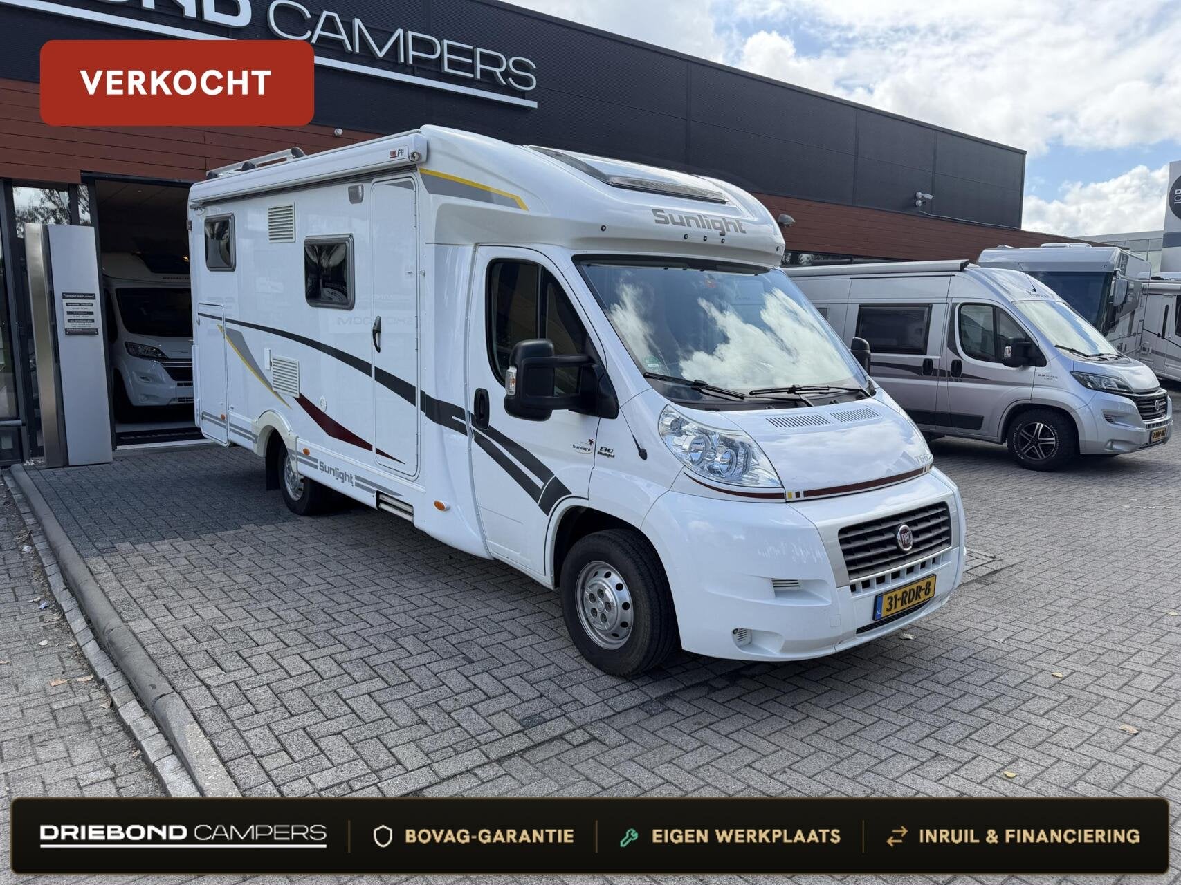 Sunlight T 66 Enkele Bedden Zonnepaneel Luifel Trekhaak Fiet, Caravans en Kamperen, Campers, Sunlight, Airbags, 6 tot 7 meter