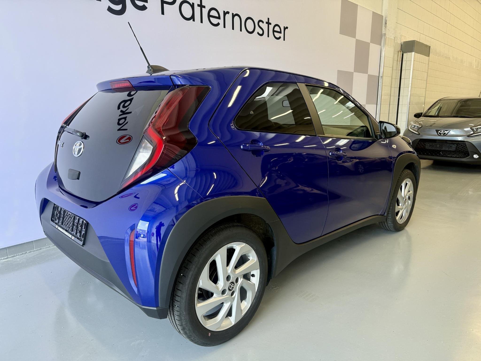 Toyota Aygo X 1.0 VVT-i MT Carplay / Camera / Adaptive Cruis, Auto's, Toyota, Voorwielaandrijving, 12 maanden, Gebruikt, Leder en Stof