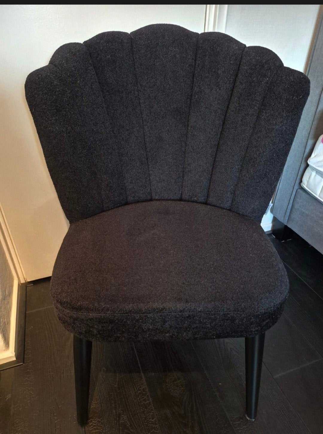 Eetkamerstoelen zwart schelpmodel, Ophalen of Verzenden, Zwart, Stof