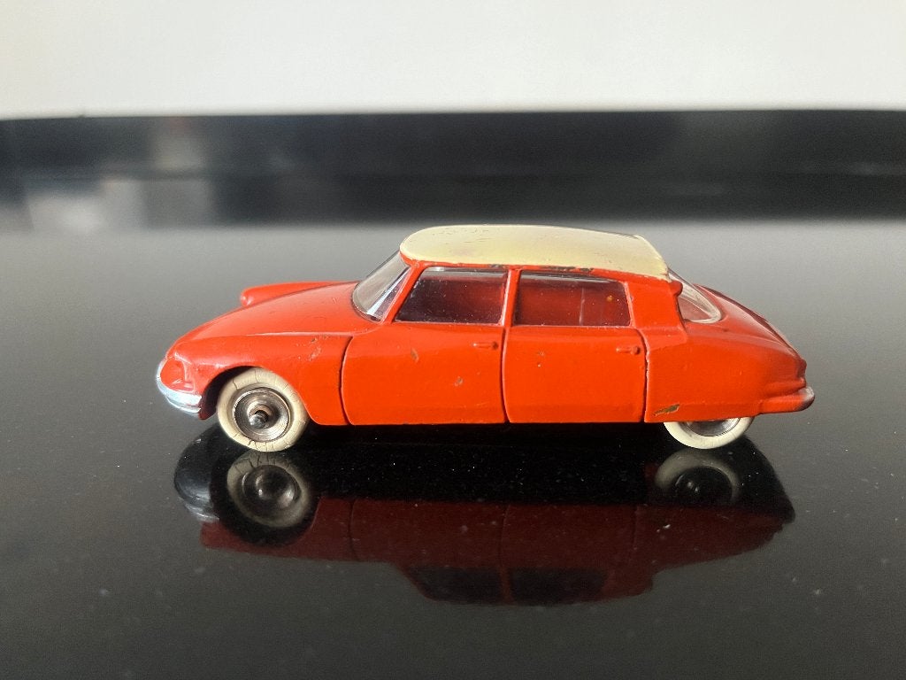 Dinky Toys #24C Citroën DS19, Hobby en Vrije tijd, Modelauto's | 1:43, Zo goed als nieuw, Auto, Dinky Toys, Ophalen of Verzenden
