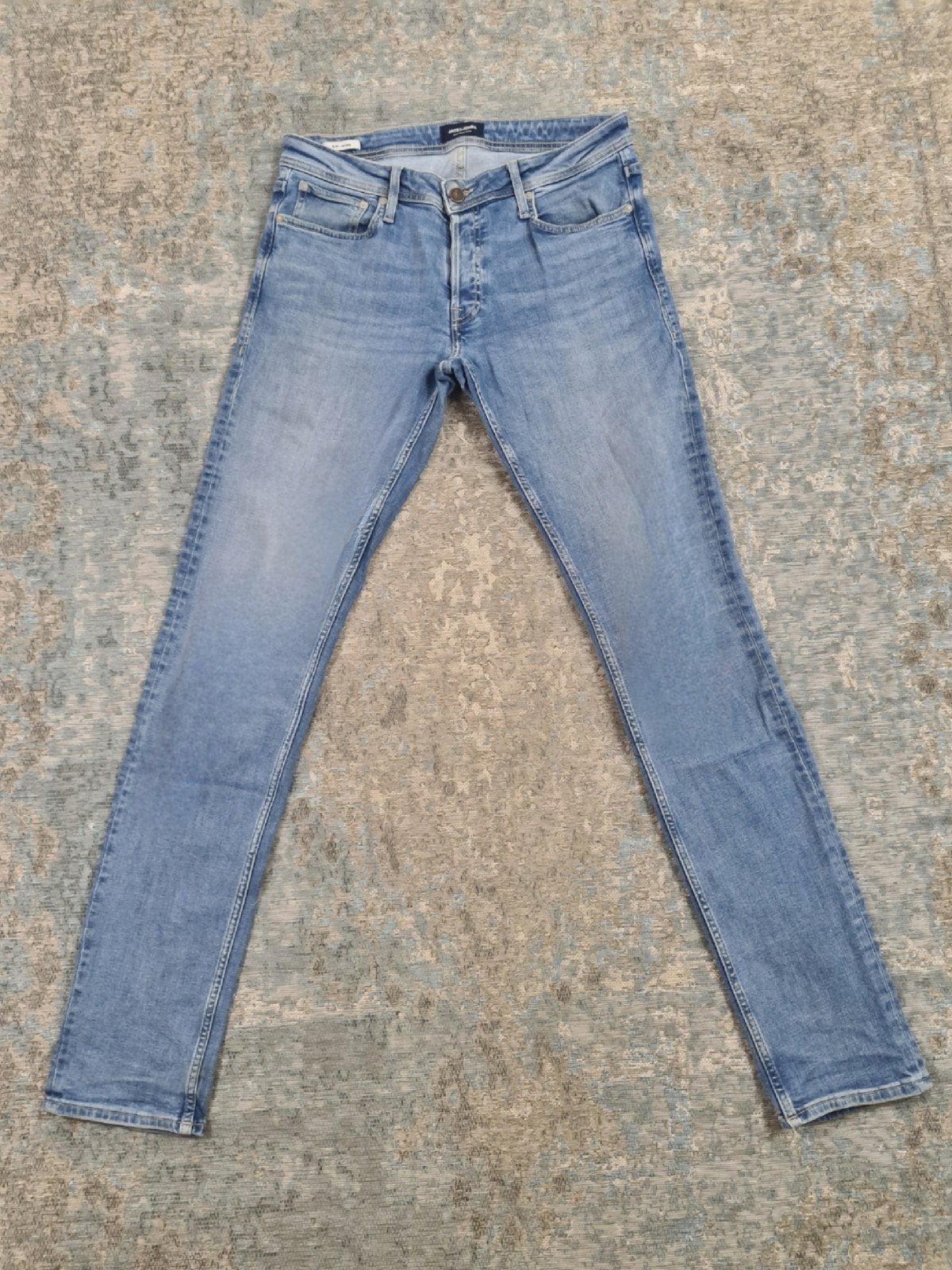Jack & Jones GLENN W33 L36 Slim STRETCH Bronno3336 Blauw

Ta, https://support.jackjones.com/hc/nl-nl/articles/10628750393745-Hoe-kan-ik-contact-opnemen
