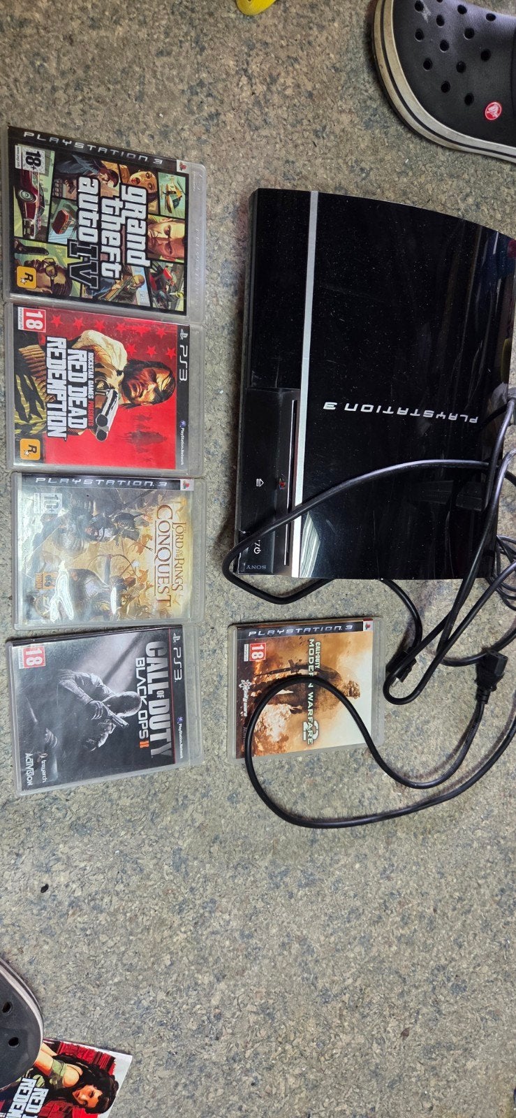 PlayStation 3 met 5 spellen: GTA IV, RDR, CoD, LotR, Spelcomputers en Games, Avontuur en Actie, Gebruikt, Vanaf 18 jaar, 1 speler