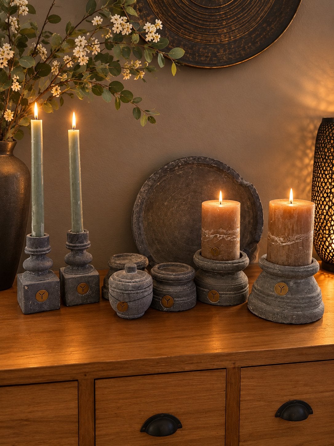 Brynxz decoratie set: vazen, kandelaars en schaal, Ophalen, Grijs, Steen/keramiek, Landelijk