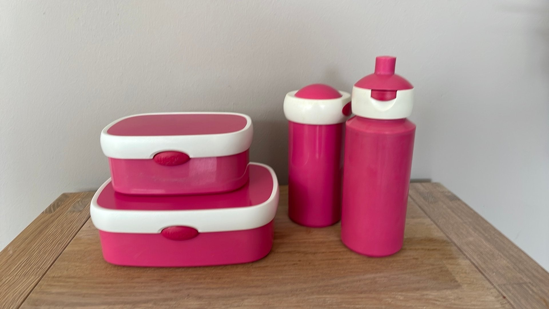 Mepal lunchset: 2 broodtrommels en 2 drinkbekers roze, Ophalen of Verzenden, Gebruikt