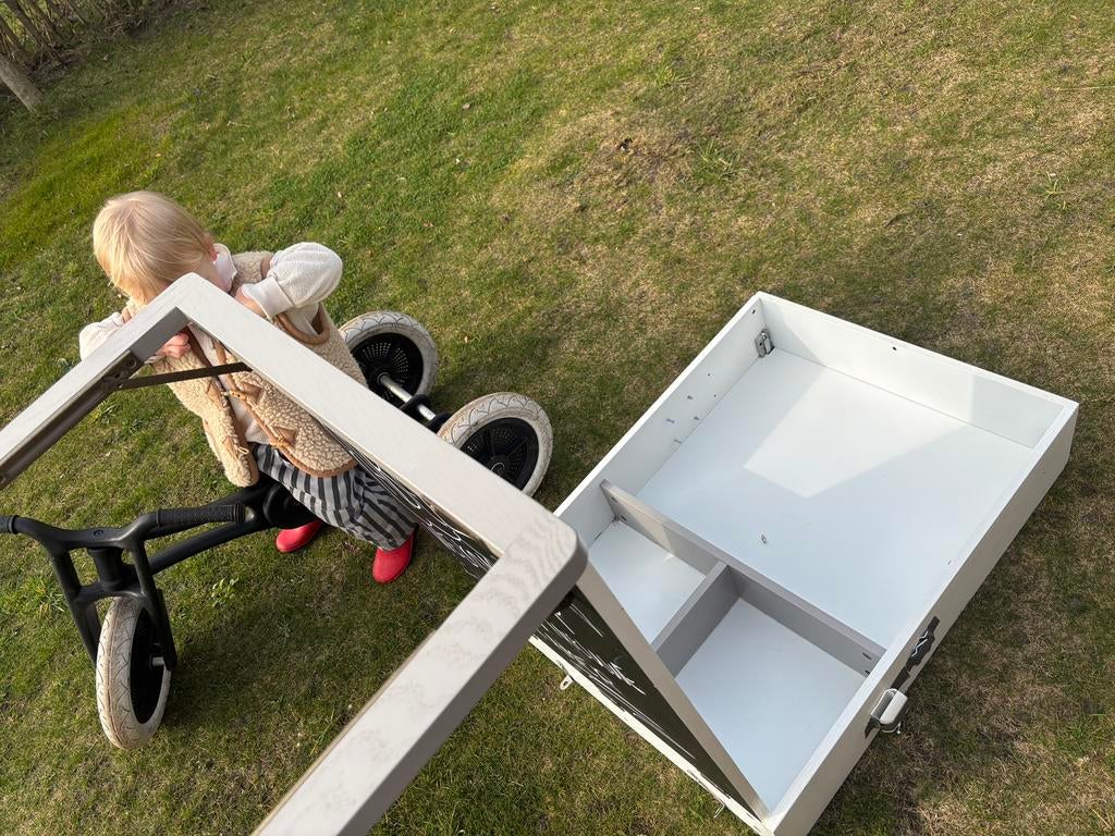 Leuk wandkastje en bureau, Caravans en Kamperen, Ophalen, Zo goed als nieuw