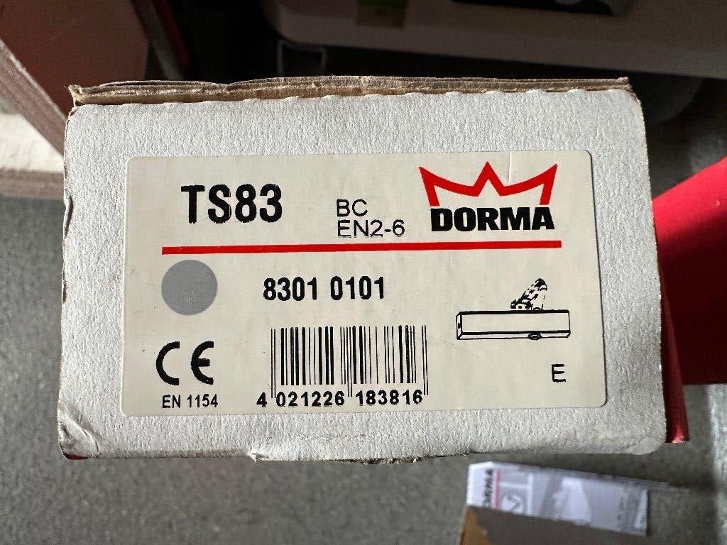 Dorma ts83 deurdranger met arm nieuw in doos., Ophalen of Verzenden, Nieuw, IJzer, Overige typen