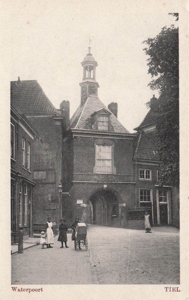 702-350-015 Waterpoort Tiel, Verzenden, Voor 1920, Gelderland