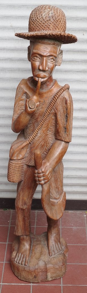 Man met pijp (baron Samedi?), Ophalen, 50 - 100 cm, Beeld, Hout