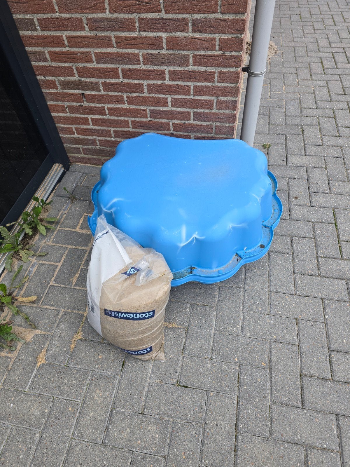 Blauwe zandbak zonder zak zand., Ophalen, Gebruikt