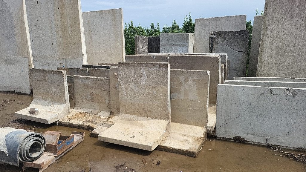 15 stuks gebruikte keerwand 125h x 100 L, Ophalen, Gebruikt, Biels, Minder dan 100 cm
