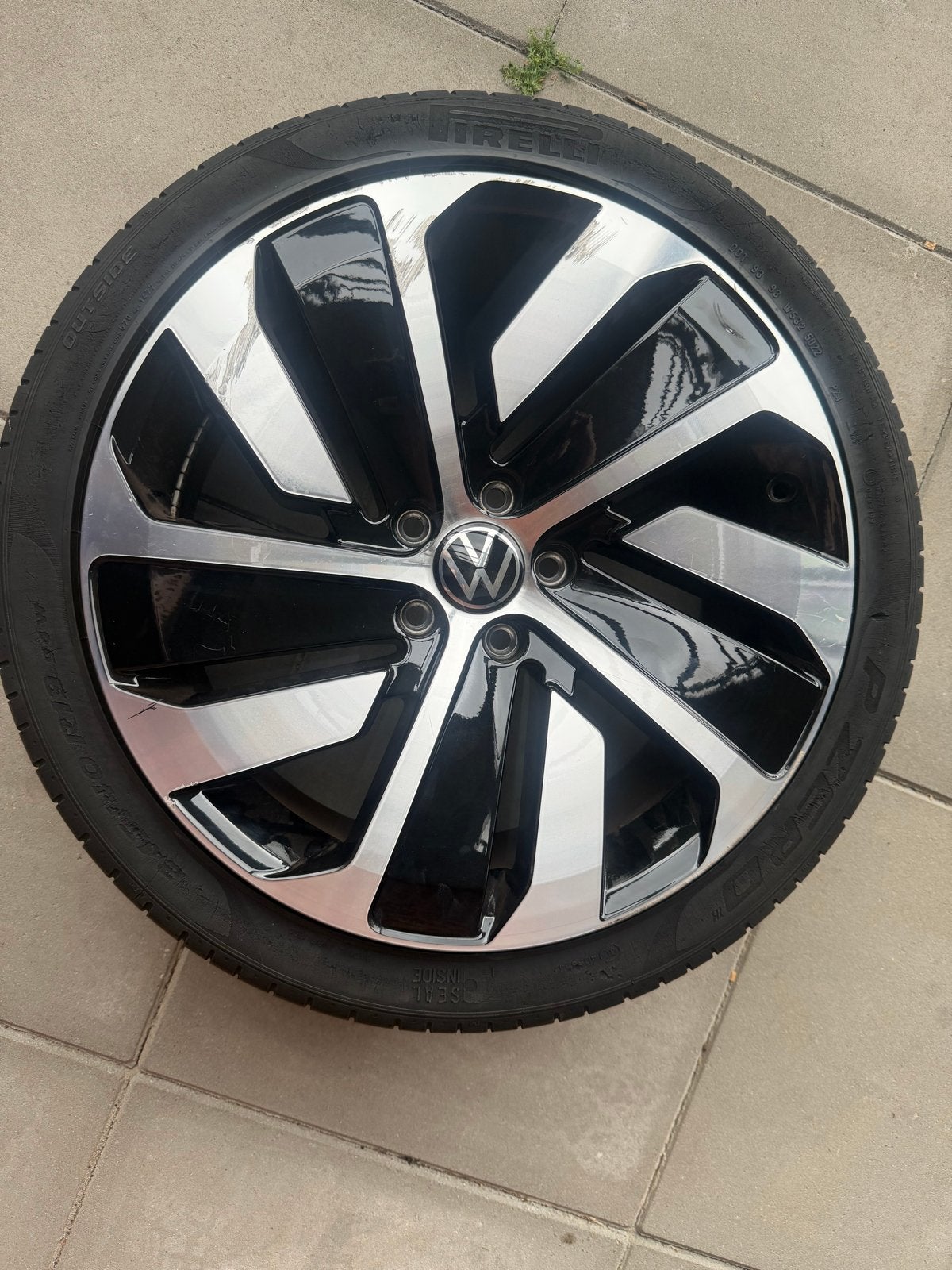 Originel VW Arteon 19 inchVelgenPirelli PZerovolSet Topstaat, Auto-onderdelen, Banden en Velgen, Gebruikt, Banden en Velgen, Personenwagen