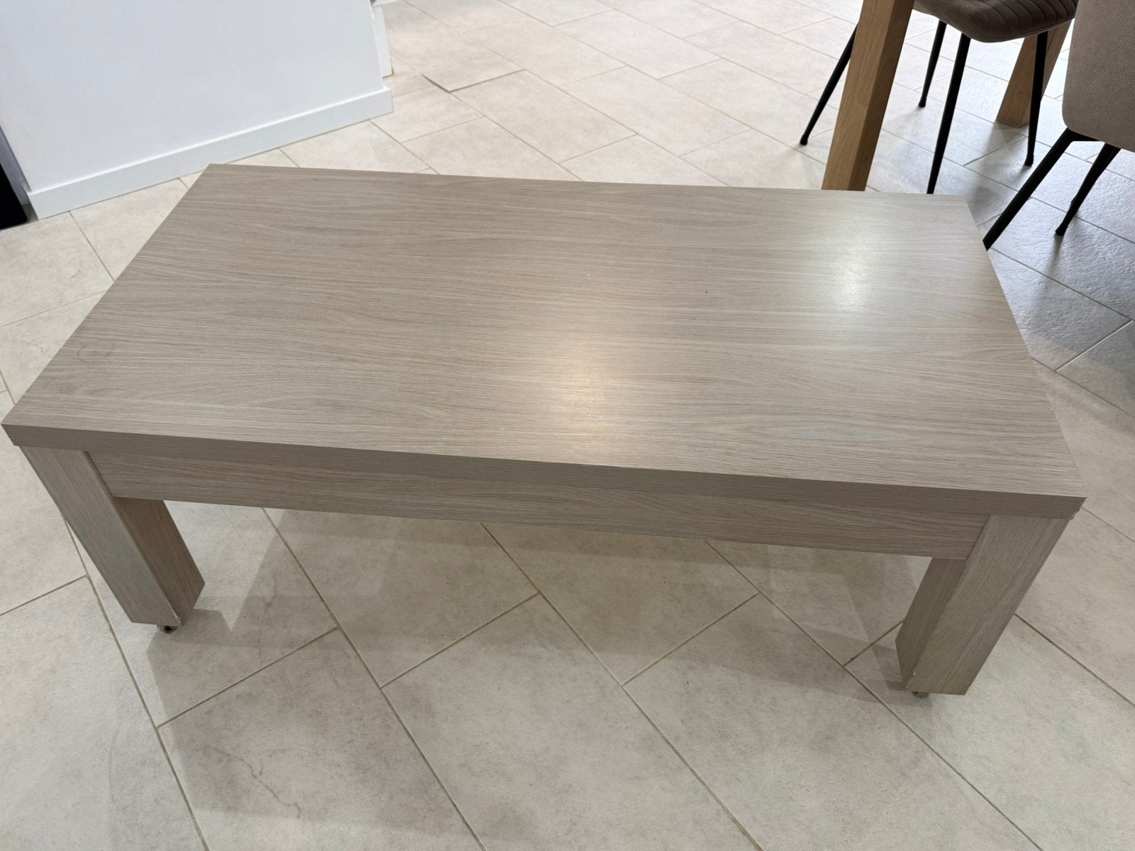 Gratis Tafel, Huis en Inrichting, Tafels | Salontafels, Ophalen, Gebruikt, 100 tot 150 cm, 50 tot 75 cm