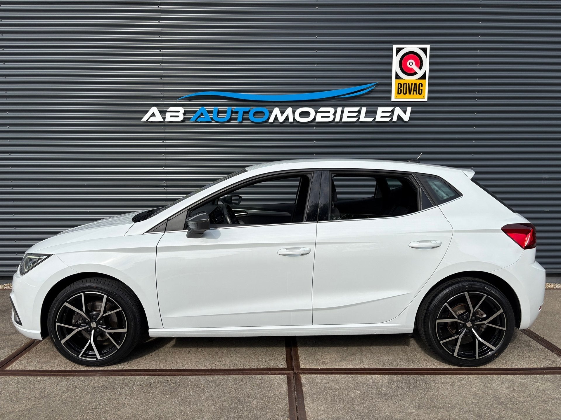 Seat Ibiza 1.0 EcoTSI FR Business Intense AUTOMAAT/ CARPLAY/, Euro 6, Met garantie (alle), 1098 kg, Alcantara