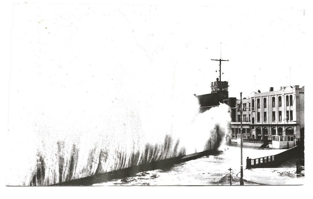 BF75-Vlissingen,Boulevard bij storm, Verzenden, 1960 tot 1980, Gelopen, Zeeland
