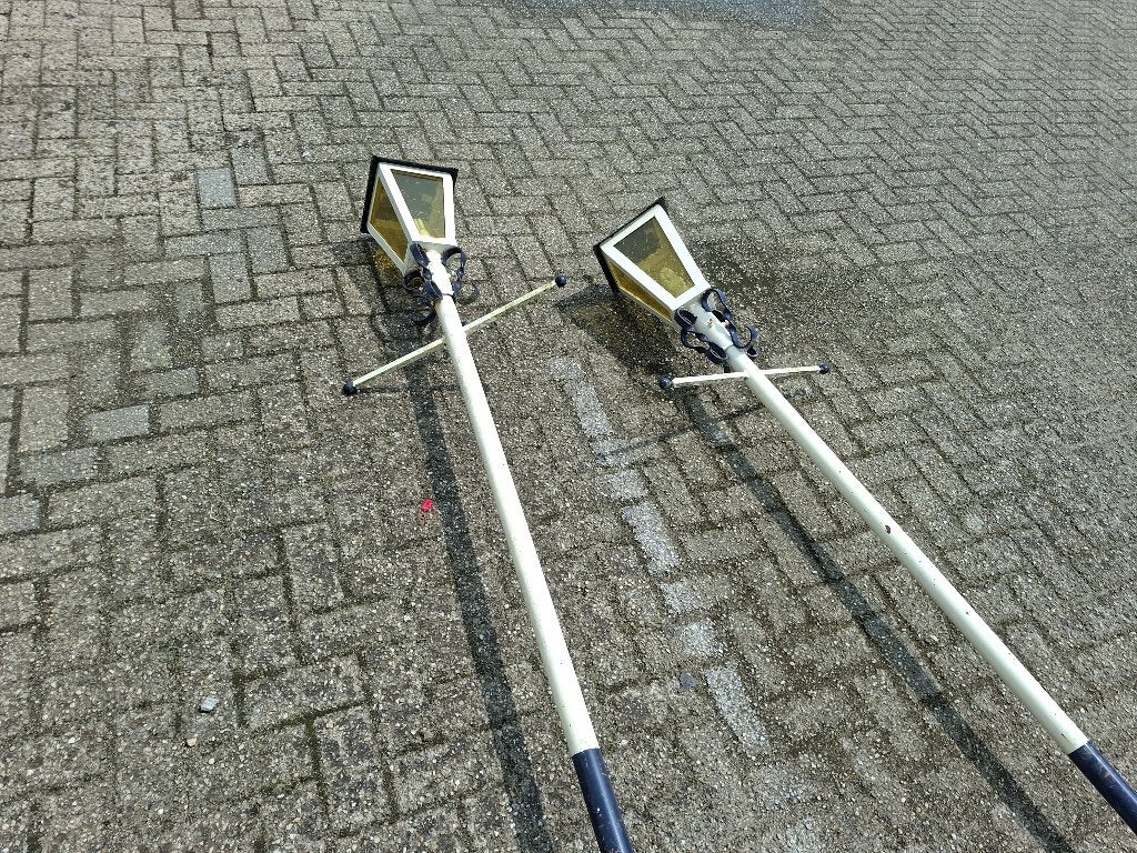 2 nette vintage oude lataarnpalen verlichting voor tuin, Tuin en Terras, Buitenverlichting, Ophalen, Gebruikt, Staande lamp, Netvoeding