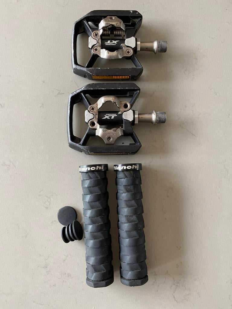 Shimano pedalen + Bianchi handvatten, Crankstel of Pedalen, Gebruikt, Ophalen of Verzenden, Aluminium