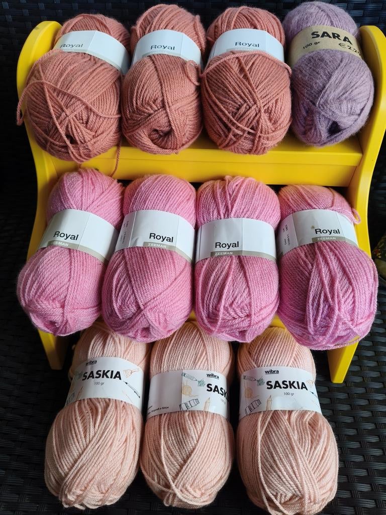 Breigaren - Diverse kleuren en merken, Ophalen of Verzenden, Nieuw, Breien, Wol of Garen